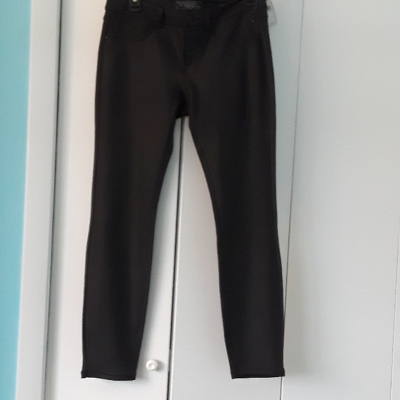 Pants by Guess Sleek Style*New skinny - Picture 4 of 6